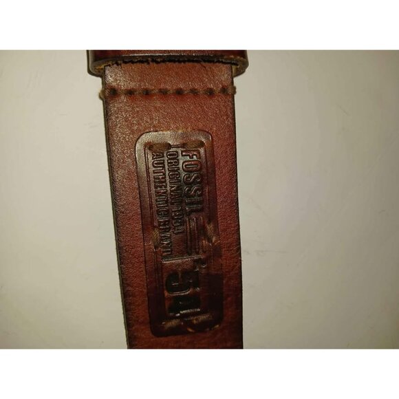 Fossil Genuine Leather Mens Belt Brown Vintage Distressed Buckle - Picture 2 of 6